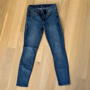 GAP Women's Dark Blue Skinny Jeans, Size 26
